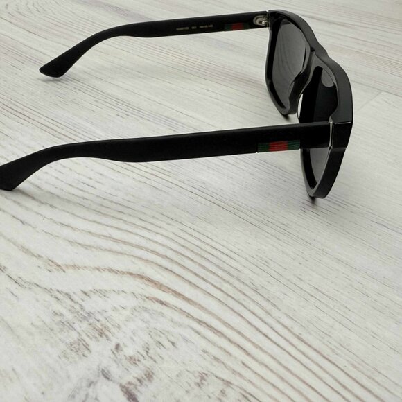 GUCCI GG0010S 001 Sunglasses Black Frame Grey Lenses 58mm - Picture 7 of 9